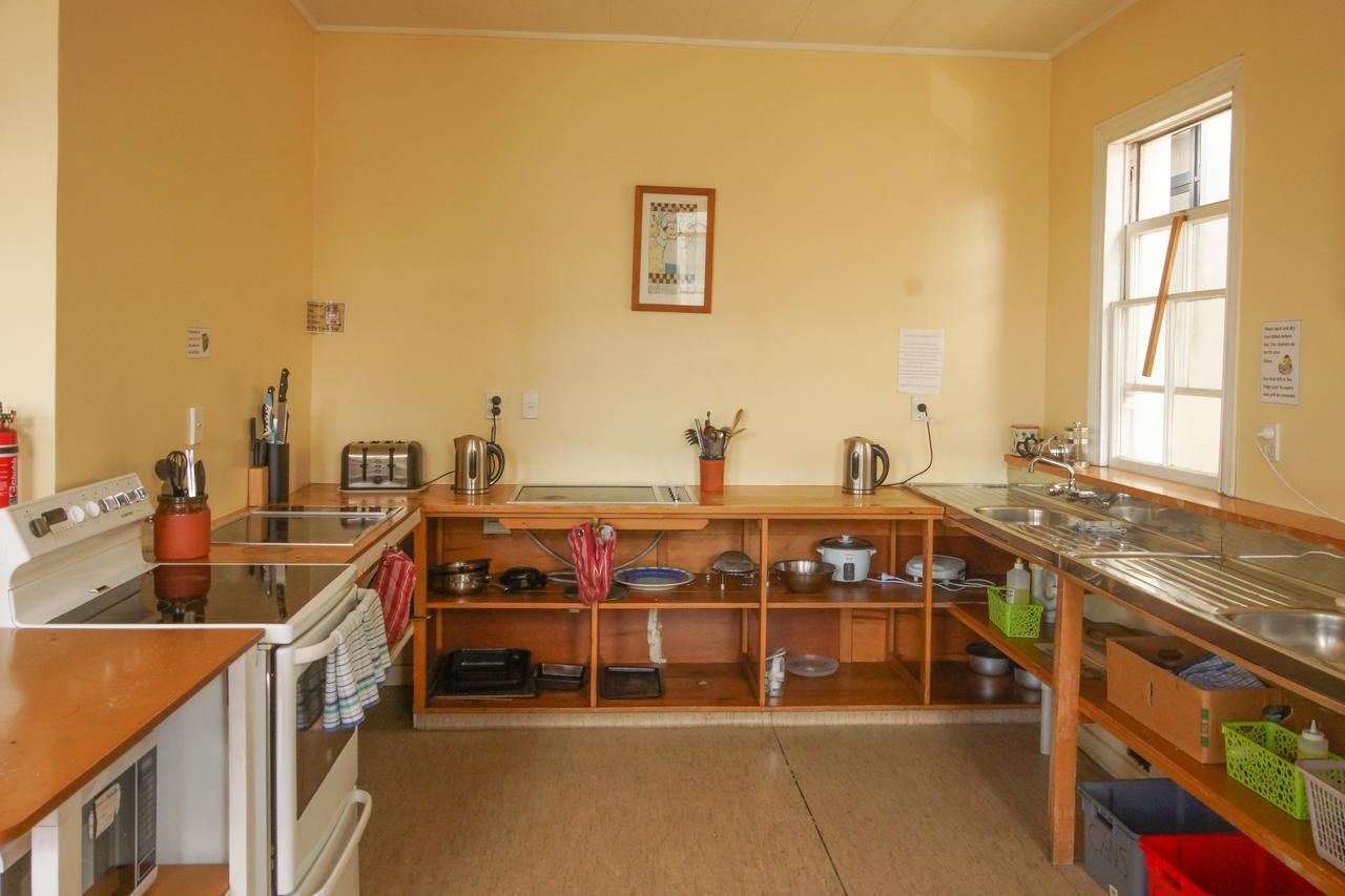 Empire Hotel Backpackers Oamaru Zewnętrze zdjęcie