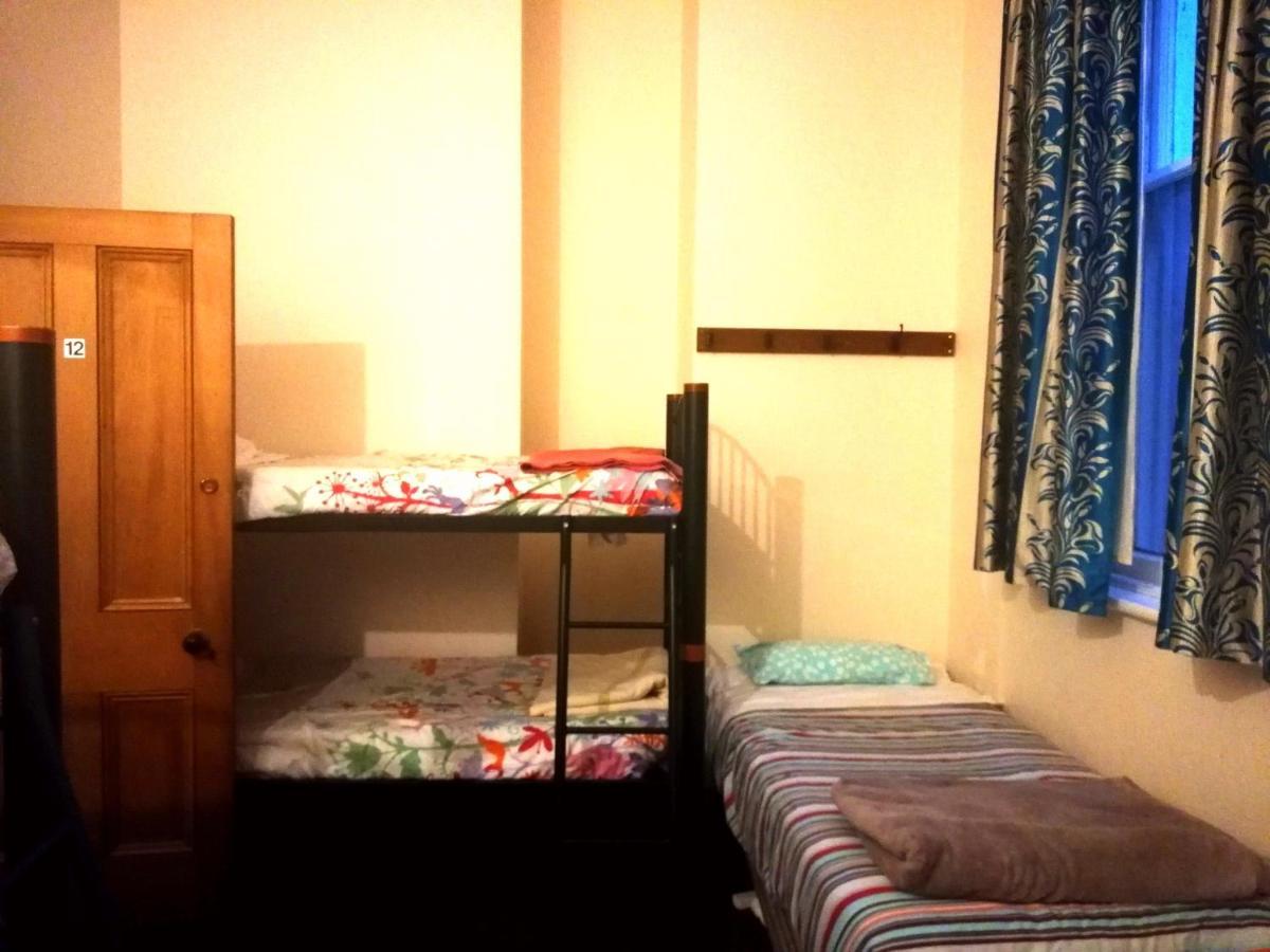 Empire Hotel Backpackers Oamaru Zewnętrze zdjęcie