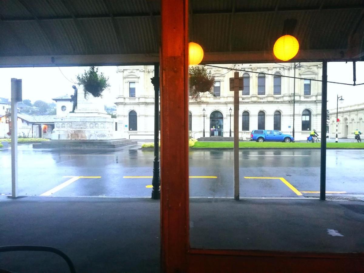Empire Hotel Backpackers Oamaru Zewnętrze zdjęcie